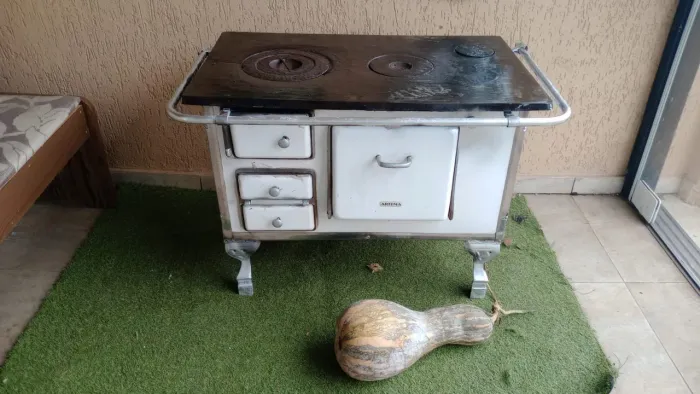Fogão a Lenha com Chaminé