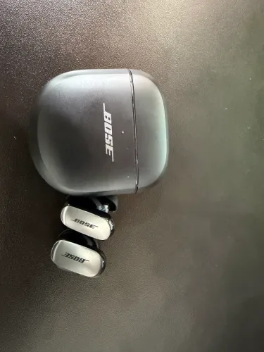 Bose QC Ultra Earbuds Sem Uso
