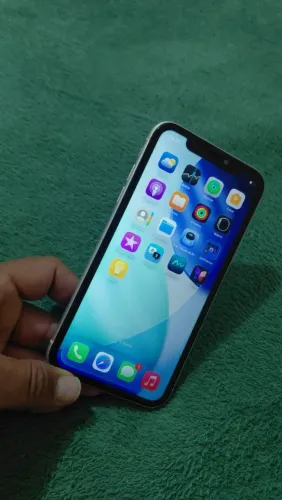 iPhone 11