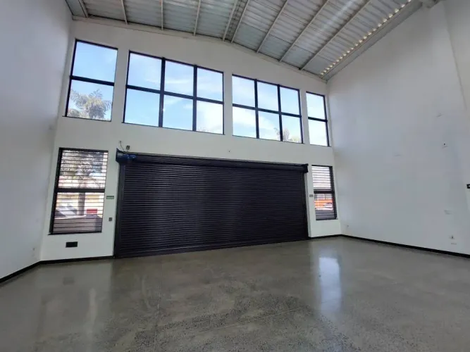 Imóvel, para locação, 600 m², por R$ 18.500,00 - Jardim Adélia II - Santa Bárbara D'Oeste/