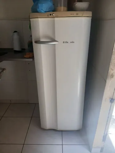 Vendo geladeira