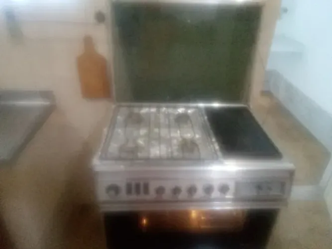 fogão Semer 4  bocas com gril e chapa, acendimento automático, gás botijão.