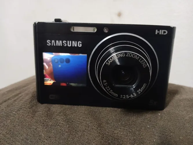 Câmera Samsung DV300F