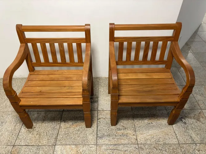 Cadeiras madeira maciça jardim