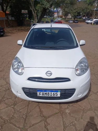 Nissan March S 1.0 16V Flex Fuel 5P 2013