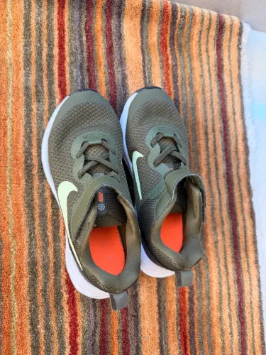 Tênis Nike infantil