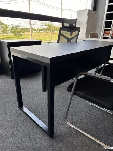MESA DE ESCRITORIO 1.50x0.70 LOJA IKONOFFICE 