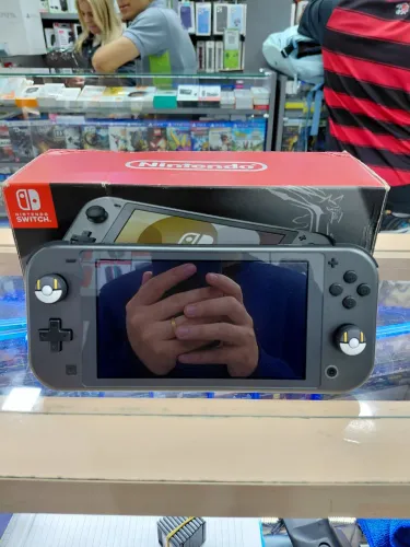 Nintendo Switch Lite Edição Dialga Palkia, Desbloqueado com cartão de 1TB!!!