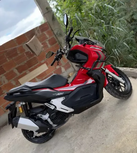 Honda ADV 150 2024