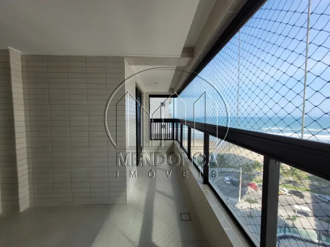 Praia Grande - 76m2 - 2 suítes, 2 vagas. IMPECÁVEL! Equipado e decorado, novo, vista para 