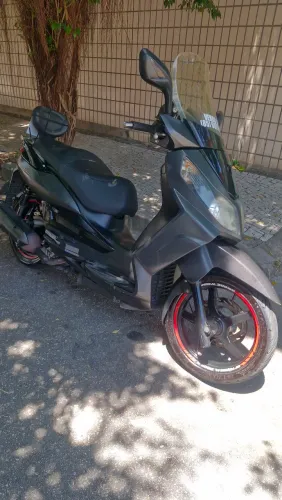 Vendo Citycom 300i 2012