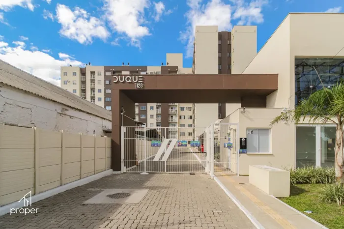 Apartamento com sacada para aluguel no Fragata - Pelotas/RS