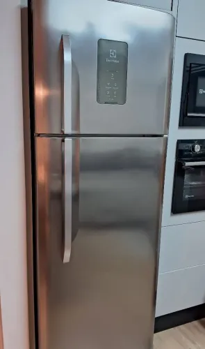 Geladeira Electrolux 464L inox