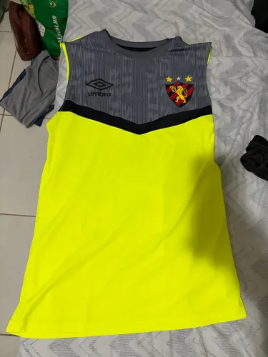 Regata sport Recife (TAM P) - treino - UMBRO