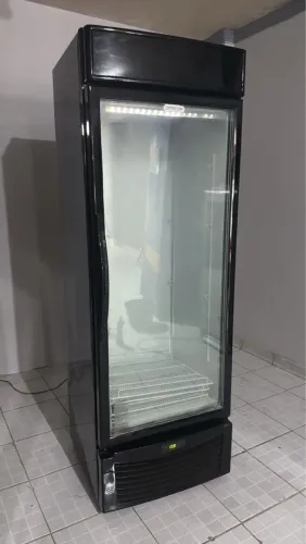 Freezer expositora vertical fricon