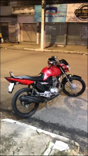 Rodas raiadas para trocar em rodão.