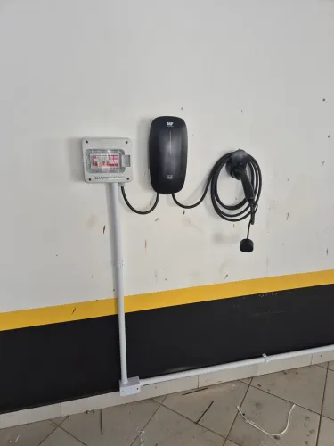 INSTALADOR CARREGADOR VEICULAR 