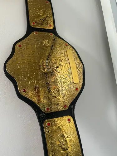 Raridade! WWE World Heavyweight Championship versão COMEMORATIVA ADULTO 