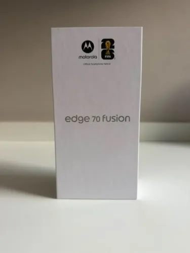 Smartphone Motorola Edge 70 Fusion 5G 256GB 24GB RAM (8GB + 16GB Boost) Branco - Lacrado