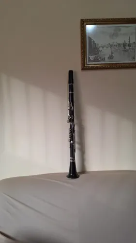 Clarinete em Si b veril Completo com Estojo - Ótimo Estado revisado