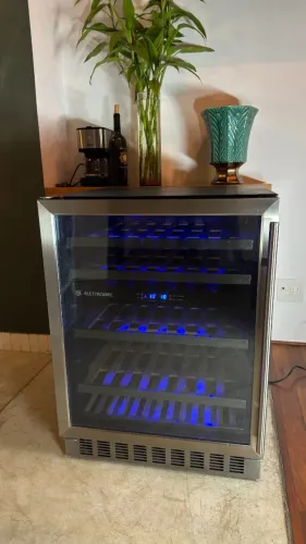 Adega Climatizada Elettromec CV-S 45-2Z-1, 44 Garrafas, Dual-Zone