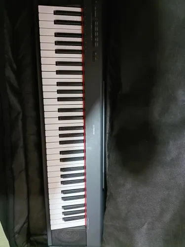 Teclado Yamaha NP12 Piagero 61