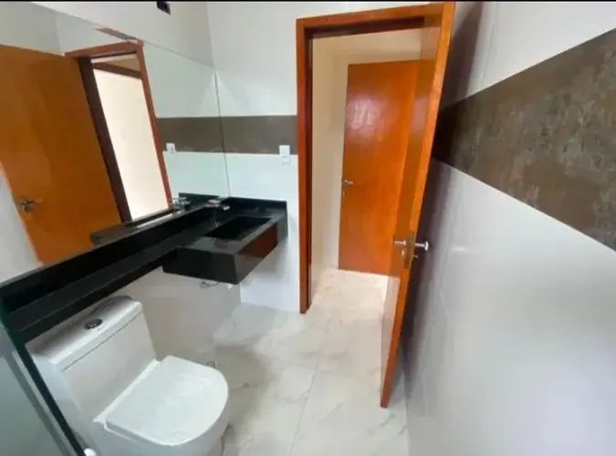 Casa com dois quartos ampla e agradável