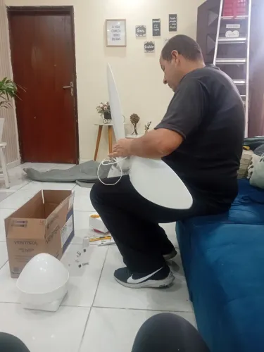 Instala-se ventiladores de teto se precisar só chamar direto no zap