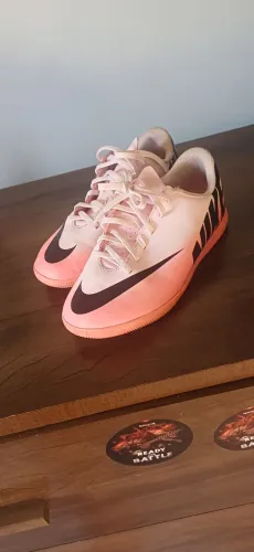 Tênis de futsal nike infantil mercurial