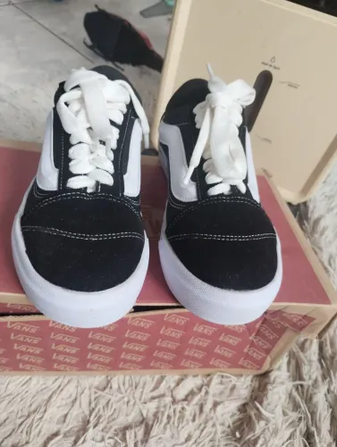 Vendo tênis vans off the wall