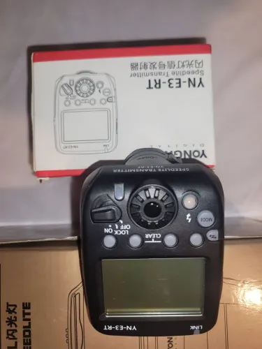 Rádio Flash Transmissor Yongnuo YN-E3-RT TTL Canon (Sem Marcas de Uso / Completo)