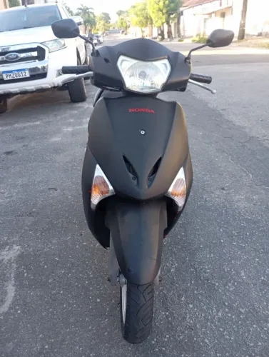 Vendo Honda Lead 2010 Único dono manual e chave reserva