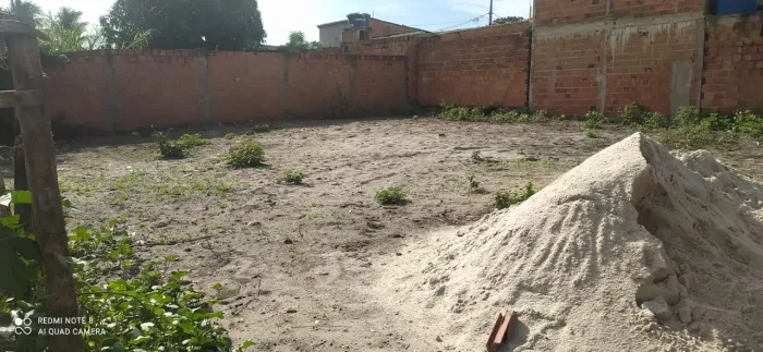 Vendo este terreno