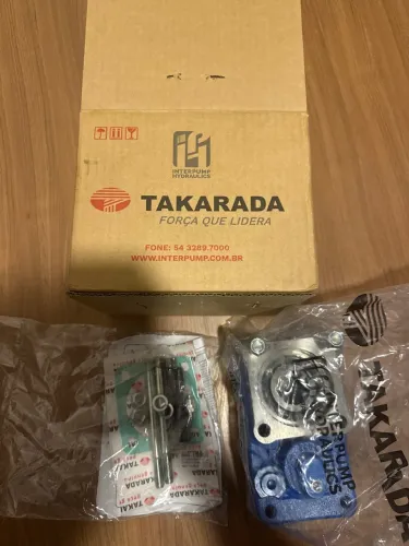 Tomada de força Takarada