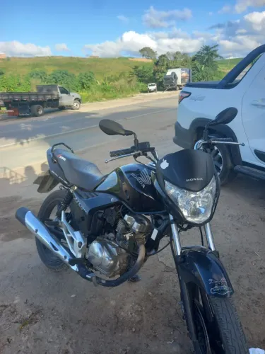 Titan 150