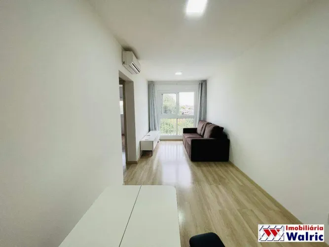 Apartamento Semi mobiliado em Condomínio Completo