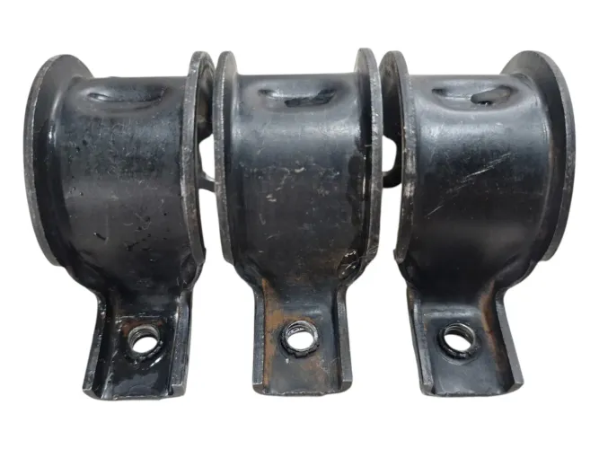 abraçadeiras suporte paralama volvo fh540 ano 2024 original
