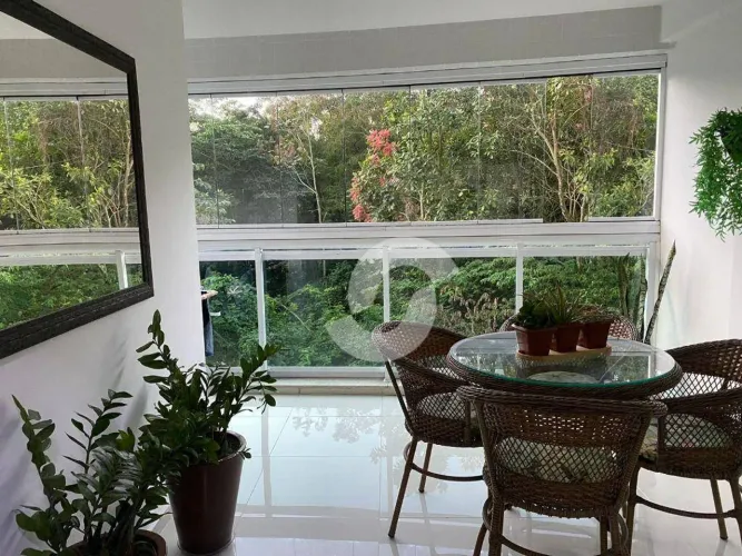 Apartamento com 3 dormitórios à venda, 104 m² por R$ 1.490.000,00 - Camboinhas - Niterói/R