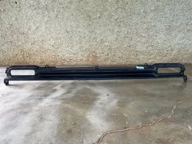 Painel inferior dianteiro Chevrolet C10 e Veraneio