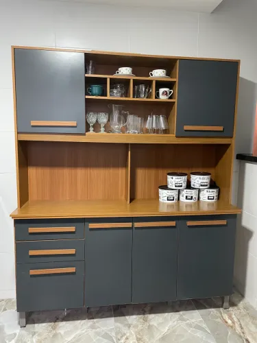 Vende-se armário 