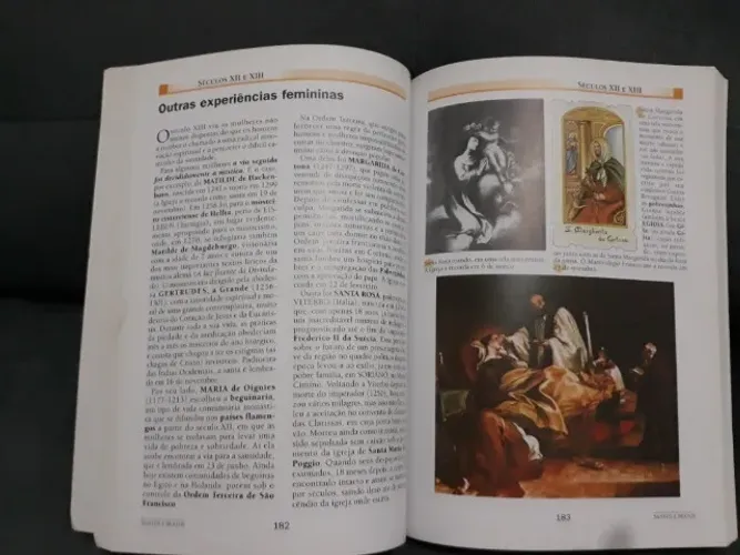 Livro Santos e Beatos. De Ontem e de Hoje - Ilustrado folhas Brilhantes - Leia o Anúncio