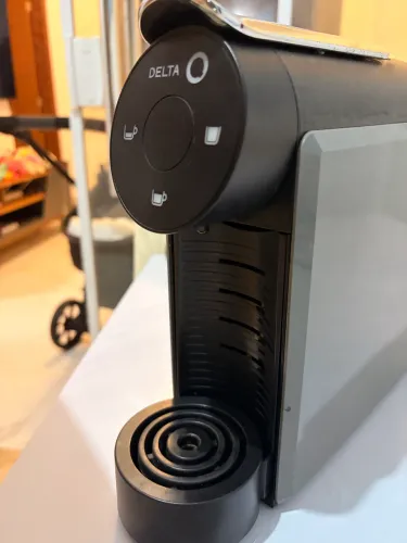 Máquina de Café Delta Q Qool Evolution - Perfeita para o seu dia a dia