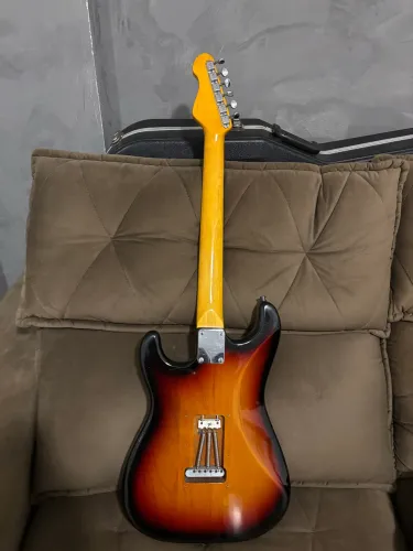 Guitarra vintage Stratocaster v6