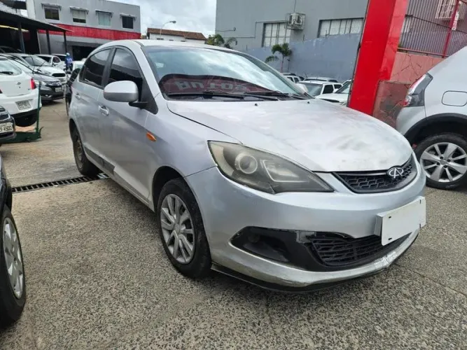 Chery Celer Hatch 1.5 16V Flex 5P 2015