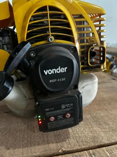Roçadeira a gasolina com partida elétrica, 2,1 cv, 41,5 cm³ (cc), RGP 415E, VONDER