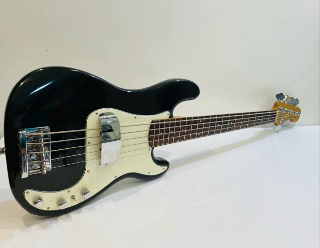 Baixo Squier Standard 5 - Edição de Aniversário 20th 