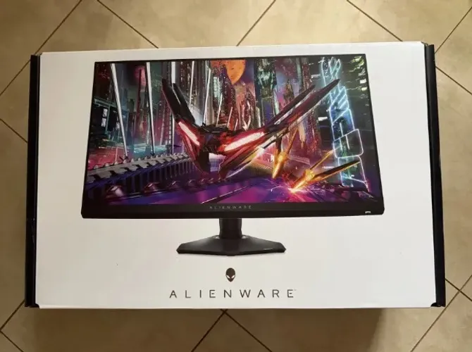MONITOR GAMER ALIENWARE 27'' AW2724DM QHD 180hz