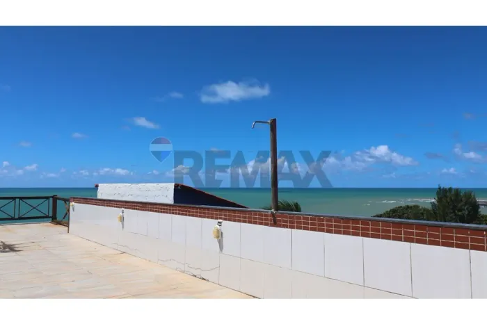 Casa de 3 Pavimentos com 4 Quartos em Baía Formosa/RN