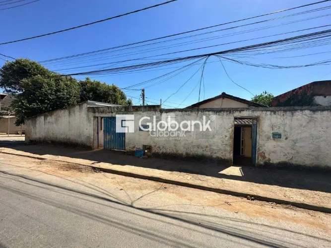 Terreno/Lote em Montes Claros, no bairro Jardim Panorama, à venda.