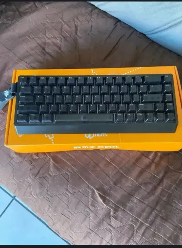 TECLADO MAGNÉTICO IROK ND 68 + MOUSE VALKYRIE PAW 3311